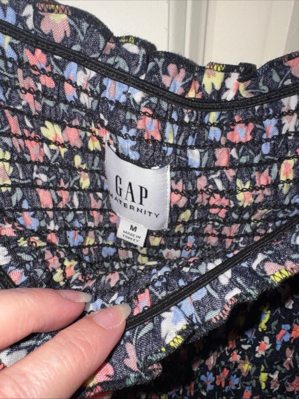 Dress Size Medium Floral - Picture 2 of 4